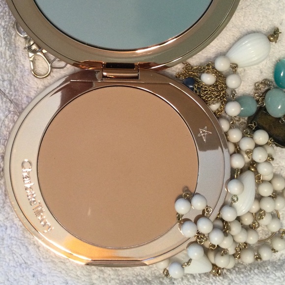 Charlotte Tilbury Other - Charlotte Tilbury Air Brush Bronzer (Fair)